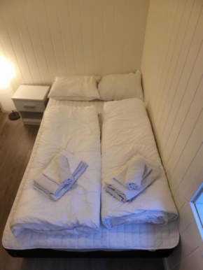 Cozy small room for 2 in the center of Narvik Free parking and fast internet